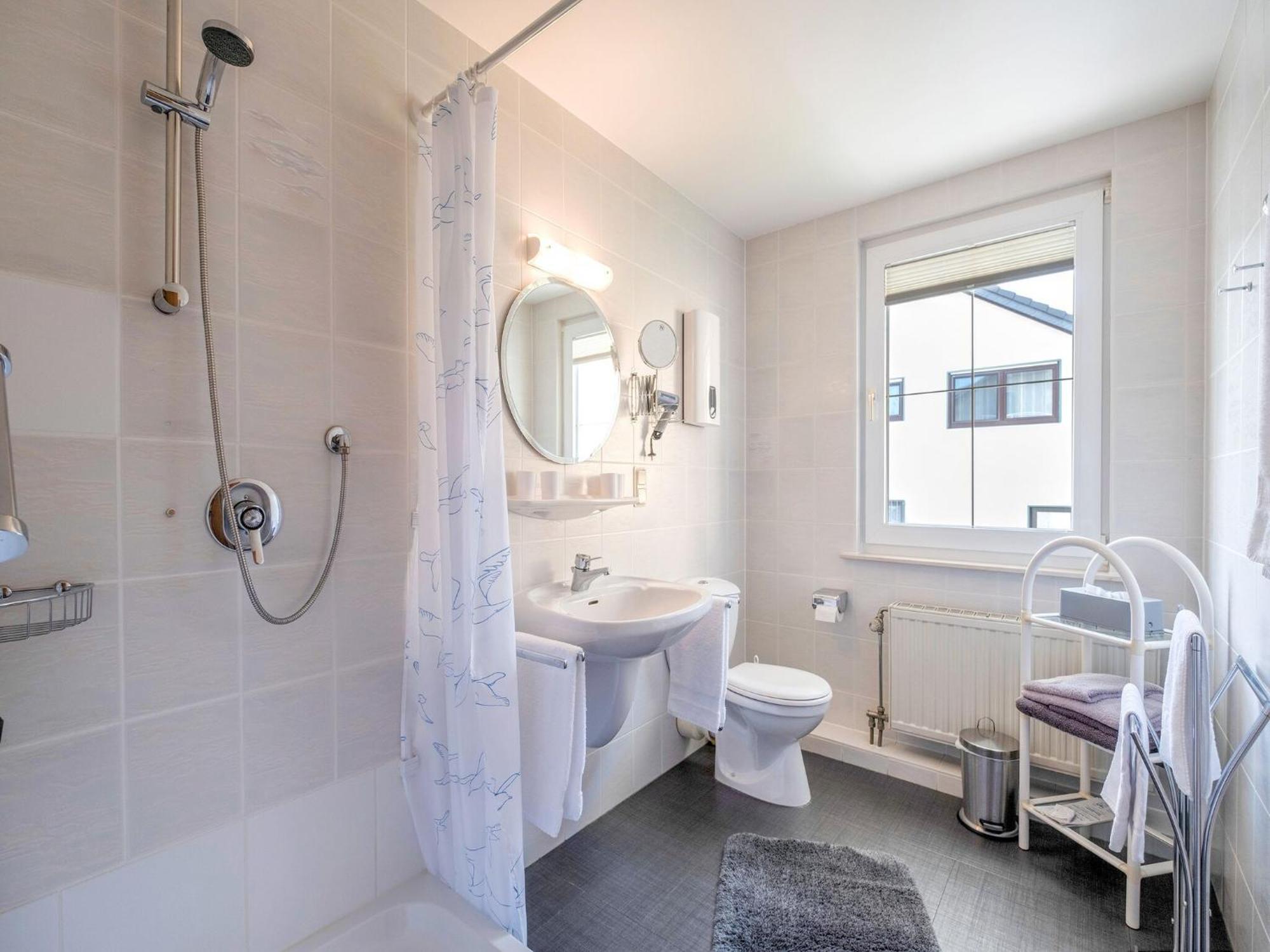 Modern Apartment In Schwalefeld With Garden Виллинген Экстерьер фото