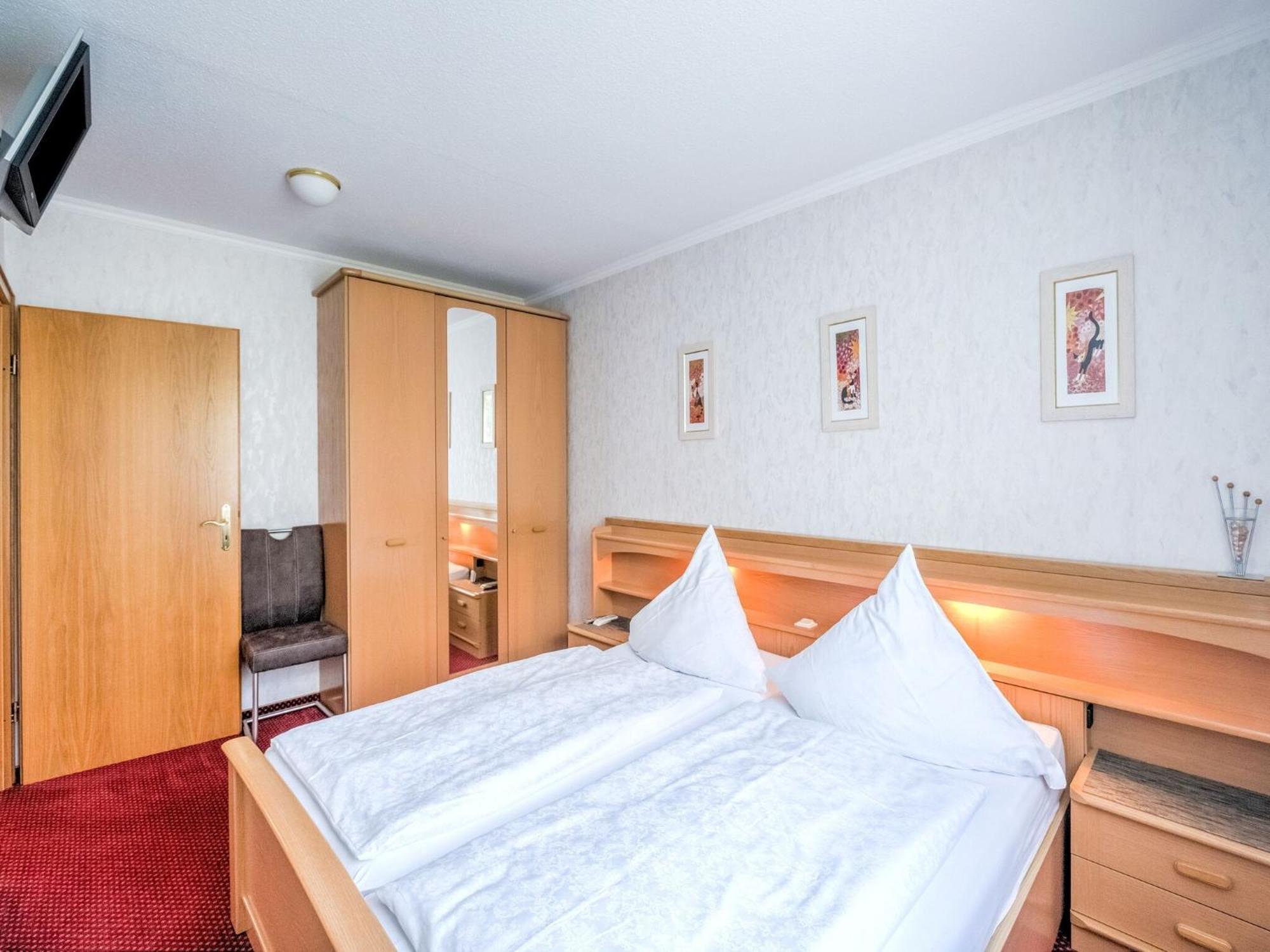 Modern Apartment In Schwalefeld With Garden Виллинген Экстерьер фото