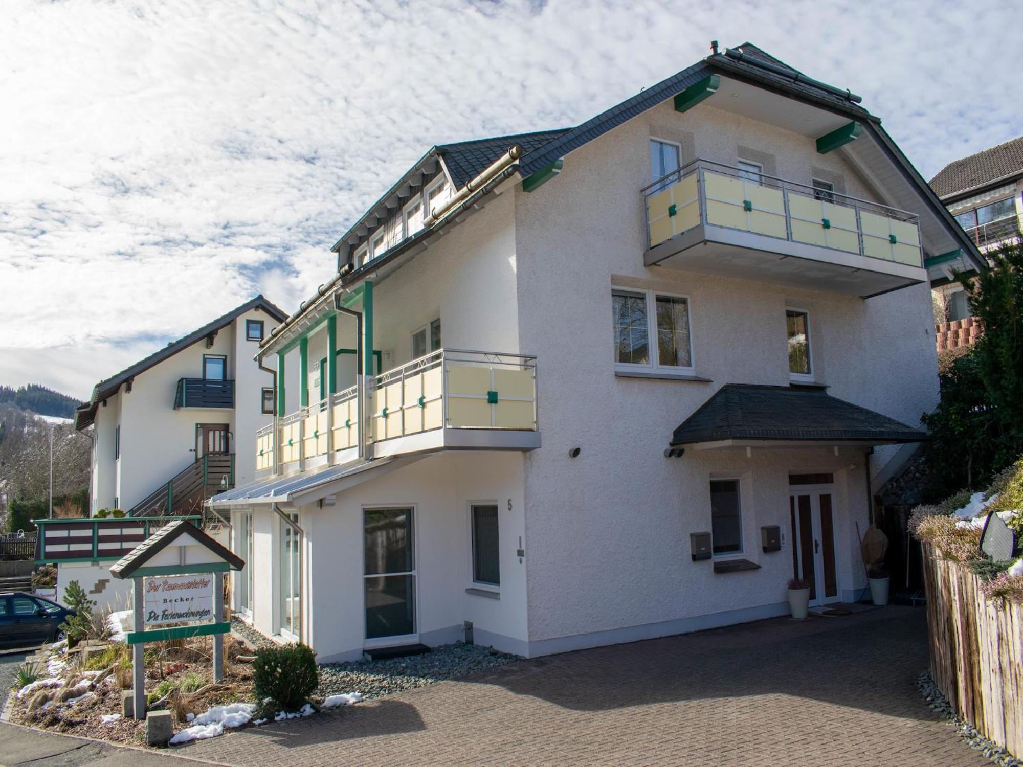 Modern Apartment In Schwalefeld With Garden Виллинген Экстерьер фото